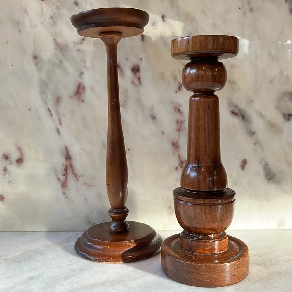 Pair of old wood candle holders - Picture 2 of 12